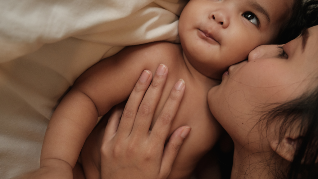 periodo-pos-natal-com-mae-e-filho